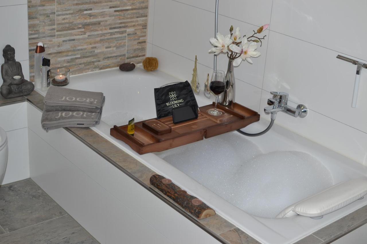 5 Sterne Apartment Auszeit Wilhelmsdorf Εξωτερικό φωτογραφία